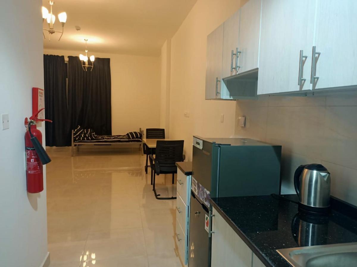 Apartamento Al Alkeem Heights Ras al-Khaimah Exterior foto