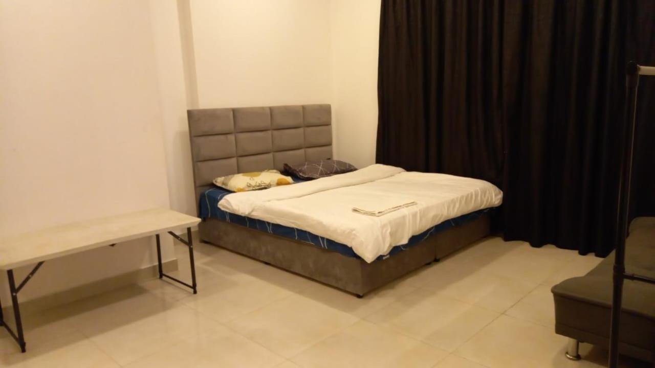 Apartamento Al Alkeem Heights Ras al-Khaimah Exterior foto